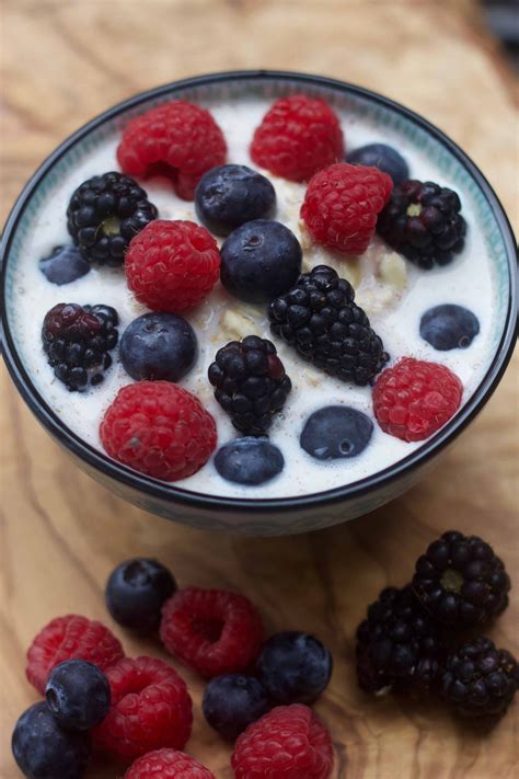 Berry Overnight Oats Prep Ahead Breakfast Recipe To Taste