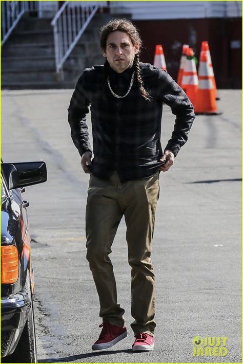 Photo: jonah hill looks so slim on maniac set 01 | Photo 3963900 | Just ...