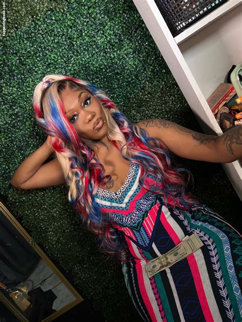 Mrsfeedmeent Realmrsfeedme Mrsfeedme Msfeedme Msfeedmeent Timeismoneysz Nude Onlyfans