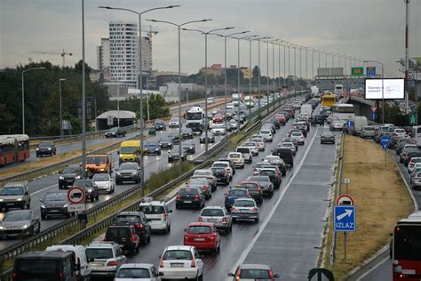 Ogroman Zastoj Na Auto Putu Ka Novom Beogradu Duga Ka Kolona