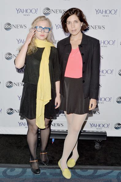 PUSSY RIOT PASIRODYMAS HOUSE OF CARDS Play Radio More Hits