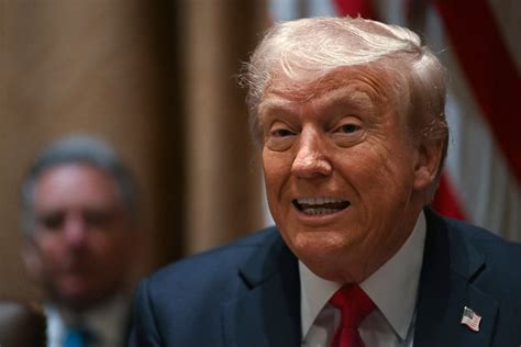 Hot Mic Catches Trump Urging Fox News Reporter To Say Cabinet Meeting Was Unbelievable