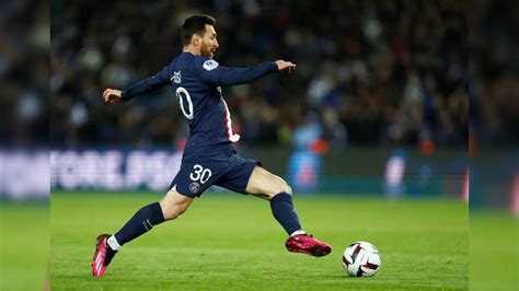 Lionel Messi Scores On Return As Psg Extend Ligue 1 Lead