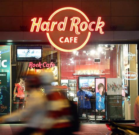 Hard Rock Cafe Indianerstamm Haucht Der Marke Neues Leben Ein Welt