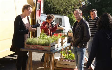 Premier marché saisonnier Les étals dévalisés Le Télégramme