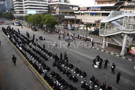 Akses Jalan Mh Thamrin Dibuka Kembali Antara Foto