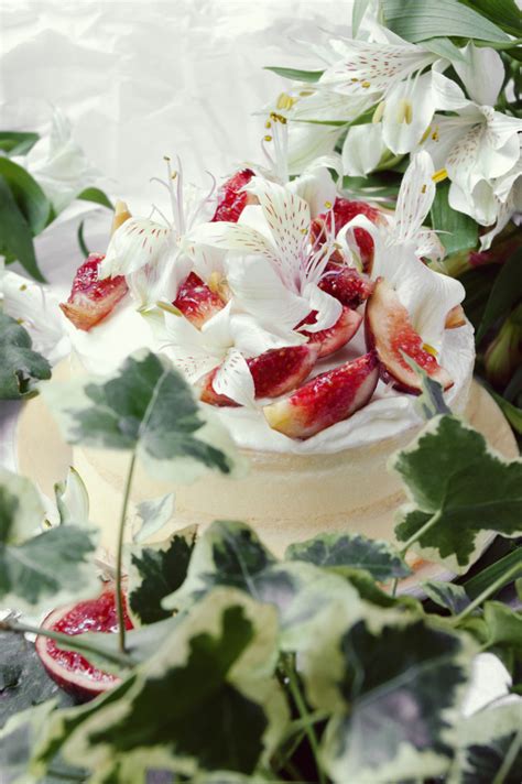 Naked cake chocolat blanc citron figues Qui a volé les tartes