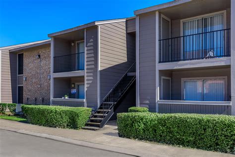 carriage house apartments seatac 6