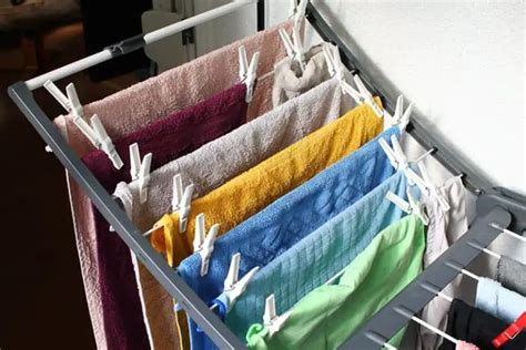 Best Wall Mounted Drying Racks For Your Laundry Room | LifeFalcon