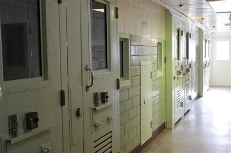 Good Treatment For Mental Illness Still Scarce In Us Prisons Shots