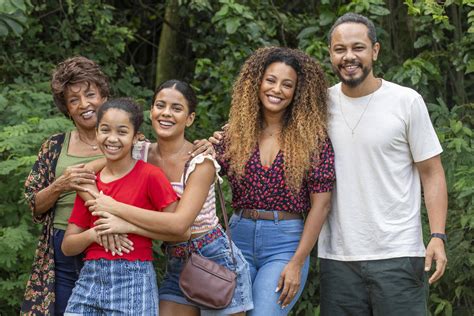 Vai Na Fé Conheça O Elenco Da Novela Das 19h Da Globo 16012023