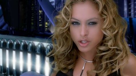 Paulina Rubio Don T Say Goodbye Video Dailymotion