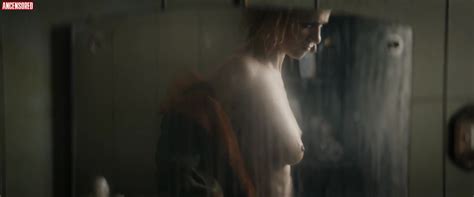 Naked Camilla Filippi In The Guest Room