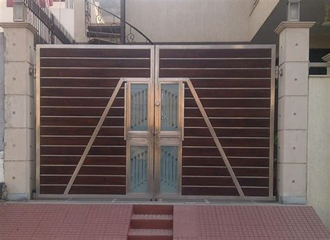 Modern Stainless Steel Hinged Main Gate For Home