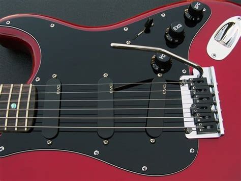 Tremolo vs Vibrato- What’s the Difference on These Two Techniques ...