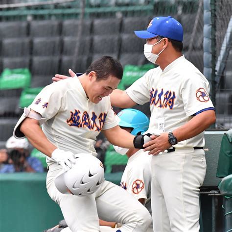 【夏の甲子園】盛岡大付・関口監督 殊勲弾の平内を激賞「あの一打しか流れを変えられなかった」 | 東スポWEB