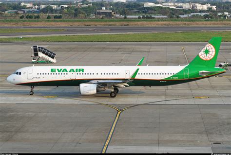 B Eva Air Airbus A Wl Photo By Shin Ko Id