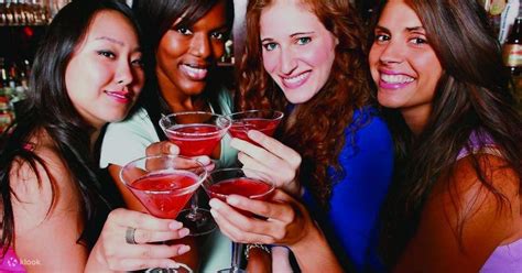 Sex And The City Hotspots Bus Tour In New York Klook Estados Unidos