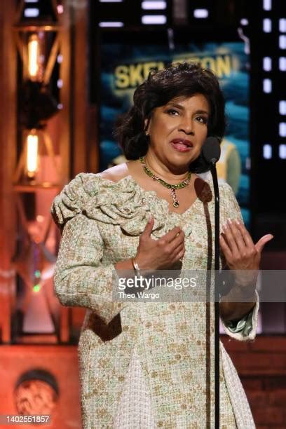 Phylicia Rashad Award Photos and Premium High Res Pictures - Getty Images