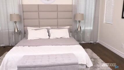 Ember Has Sex With Lucky Guy Ember Snow