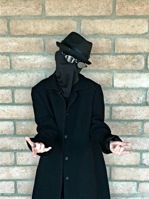 DIY Spider-Man Noir Costume - Desert Chica