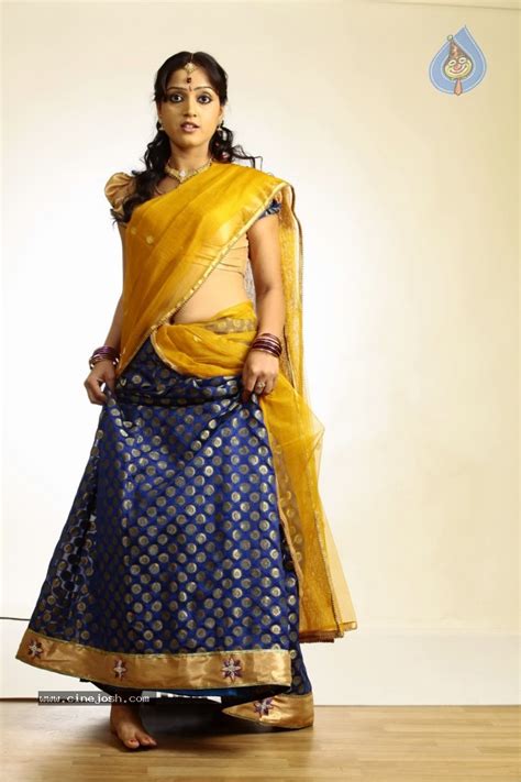 Divya Singh Hot Gallery Photo 32 Of 102