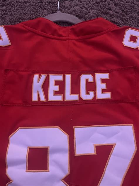 Travis Kelce Jersey | SidelineSwap