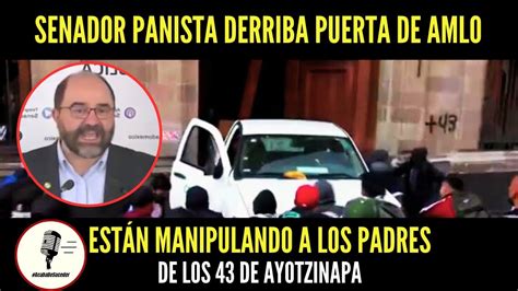 Supuestos Normalistas De Ayotzinapa Derriban Puerta De Palacio Nacional