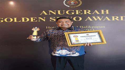 Wattimena Dan Ririmasse Meraih Anugerah Golden Siwo Award Pwi Zonainfo