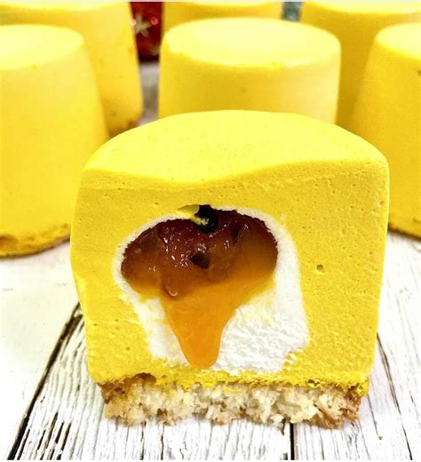 Пирожное «Манго-маракуйя» купить с доставкой City-ice.ru