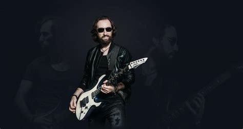 Электрогитара Joker.Корпус, гриф, распайка, и другие подробности