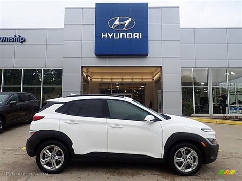 Lunar White Hyundai Kona Se Awd Photo Gtcarlot