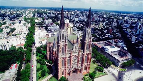 Imágenes Aéreas 4k De La Catedral De La Plata En Argentina El Drone