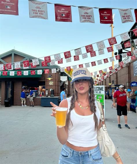 Ig Stephbohrer In Baseball Game Outfits Gaming Clothes Summer