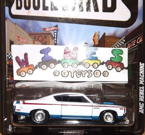 T Hunted Fotos do lote J da série Boulevard Hot Wheels