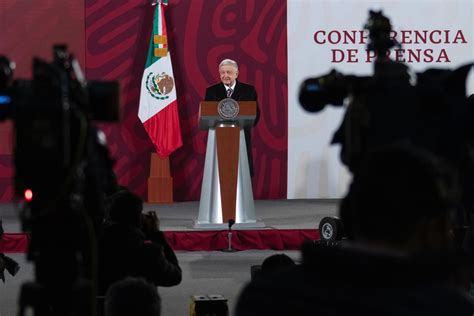 Presidente anuncia reestructuración de deuda externa para 2025 Actuar