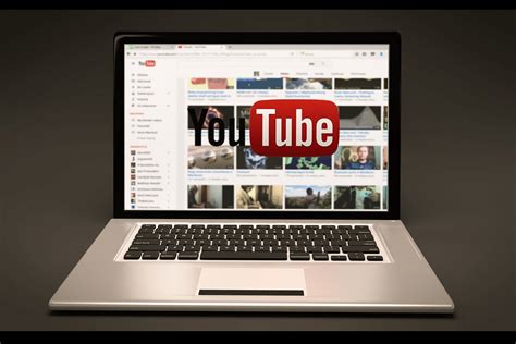 How To Restore The Old Youtube Layout Techcult