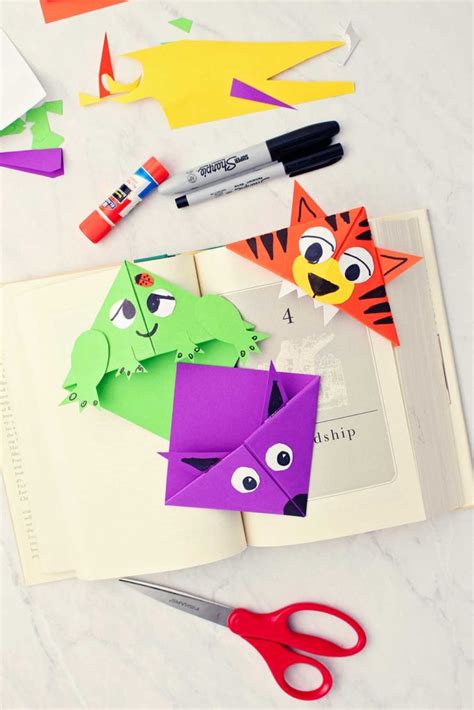 Make Easy Origami Corner Bookmarks Welcome To Nana S