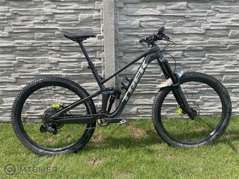 Trek Slash 8 2021 Large Horské celoodpružené bicykle MTBIKER bazár