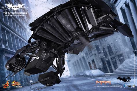 Hot Toys MMSC The Dark Knight Rises Th Scale The Bat Collectible Set