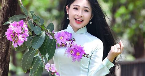 Hot girl tráng bánh mướt xứ Nghệ xinh tươi trong bộ ảnh chào Hè Báo Dân trí