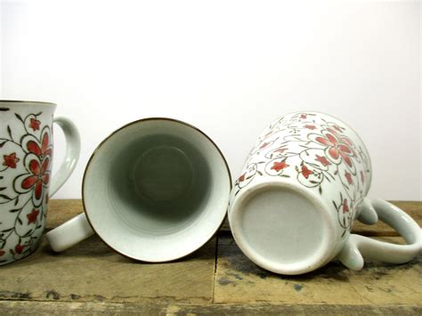 THREE Vintage Floral Coffee Mugs for a Retro Kitchen or - Etsy