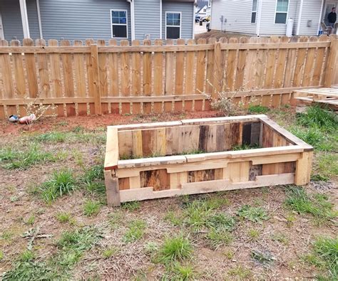 Pallet Raised Beds : 5 Steps - Instructables