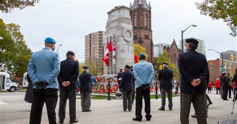 London, Ont. Remembrance Day ceremony draws large crowd - London ...