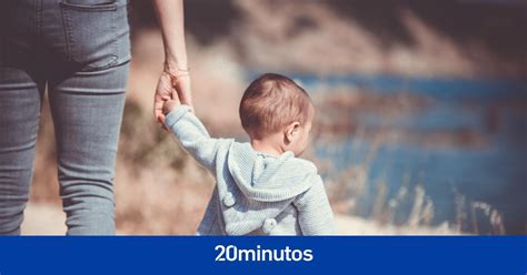 Así es la nueva deducción por maternidad en la declaración de la Renta