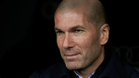 Real Madrid Cet Ancien De L Om Tacle Zidane Le Sport