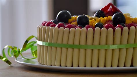 G Teau Danniversaire Aux Fruits Mes Recettes Tout Simplement