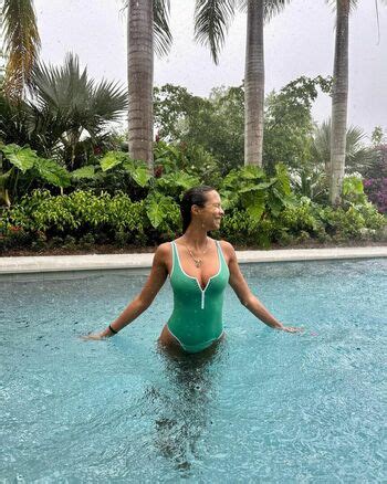 Lais Ribeiro Girib Laisribeiro Nude Onlyfans The Fappening Plus