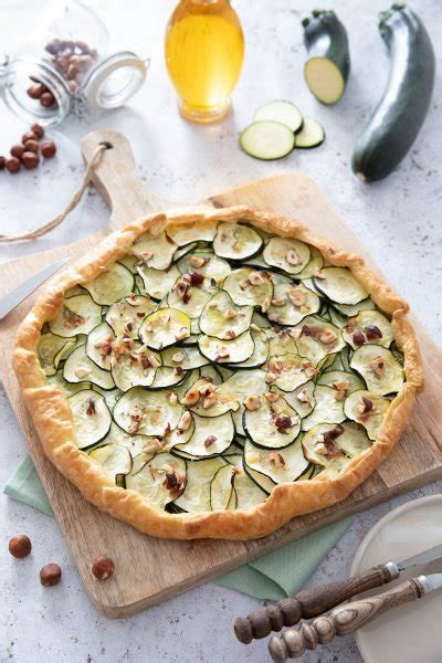 Tarte Rustique Courgettes Pesto Et Noisettes Recettes De Cuisine Club