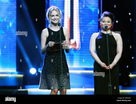 American Actress Heather Graham L And Chinese Singer Huang Ying Are